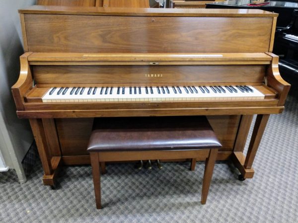 SOLD - Yamaha P202