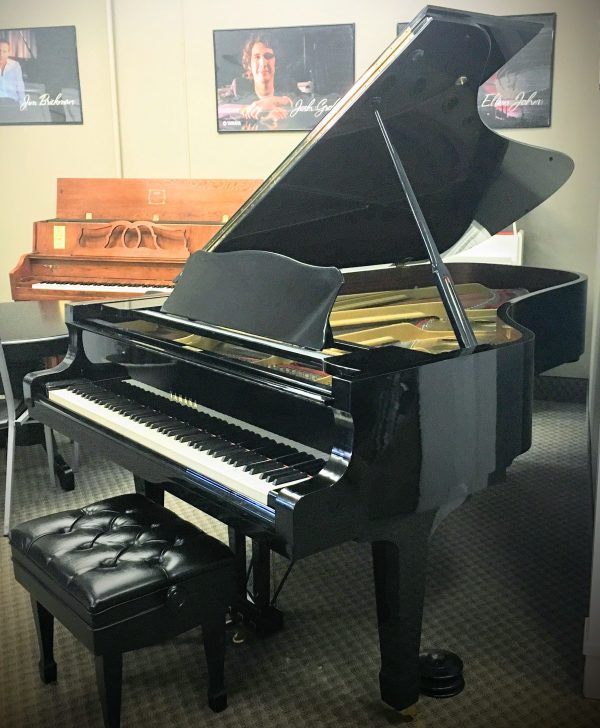 SOLD - Yamaha C7
