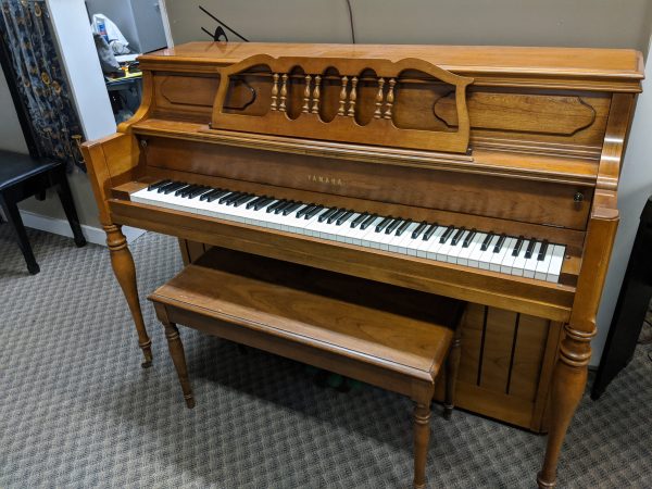 SOLD - Yamaha M216
