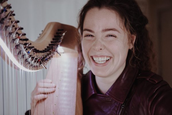 Folk Harp with Clara - Image 3