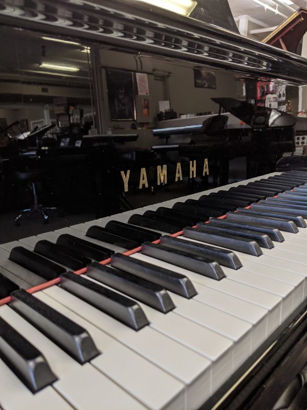 SOLD Yamaha S4 - Image 2